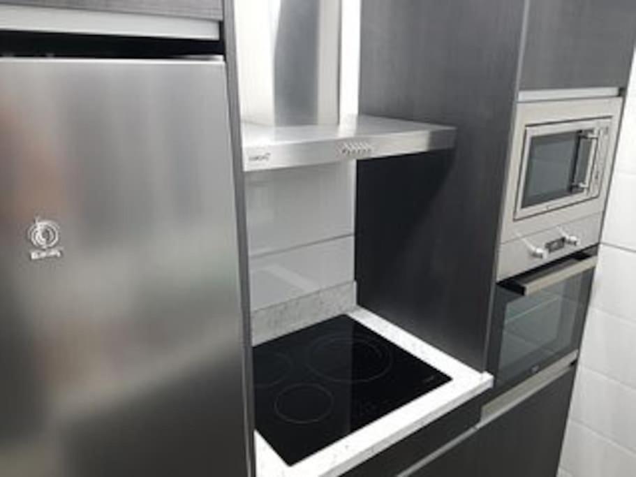 Beautiful Apartment In La Carihuela, Torremolinos Kültér fotó