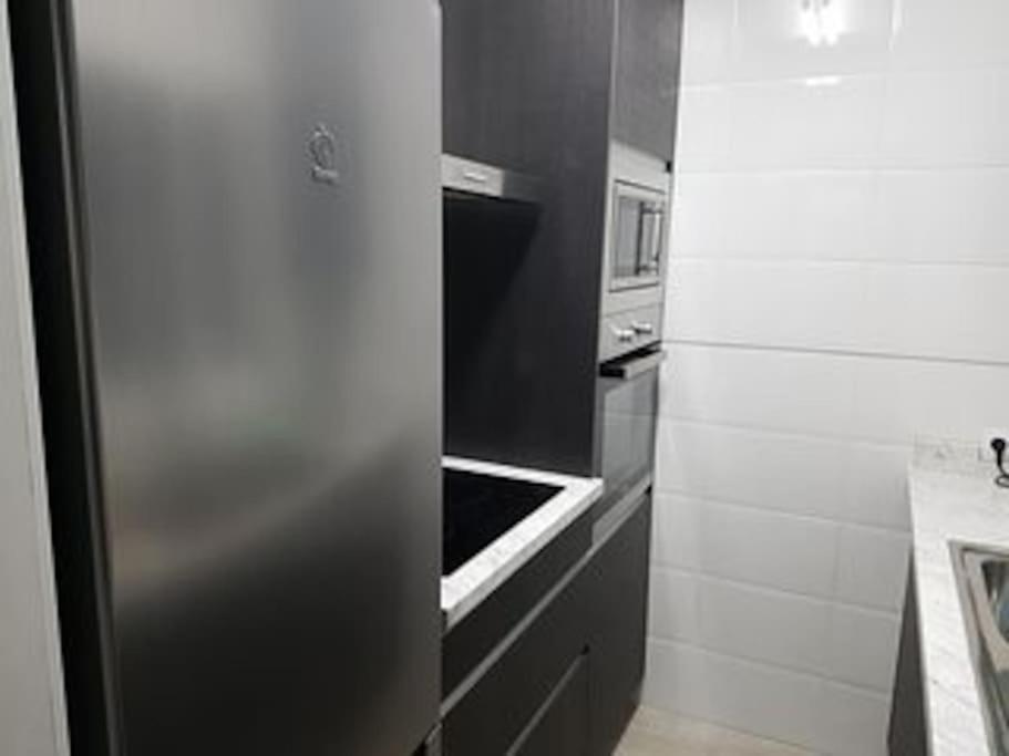 Beautiful Apartment In La Carihuela, Torremolinos Kültér fotó